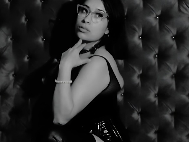 RoxanneHan online photo 2