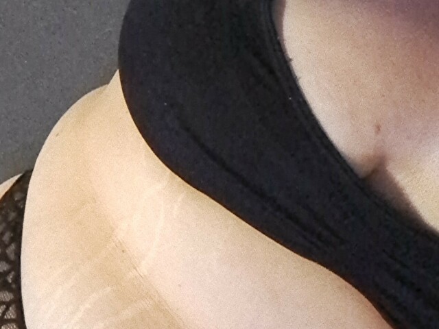 Curvycindyonline foto 4