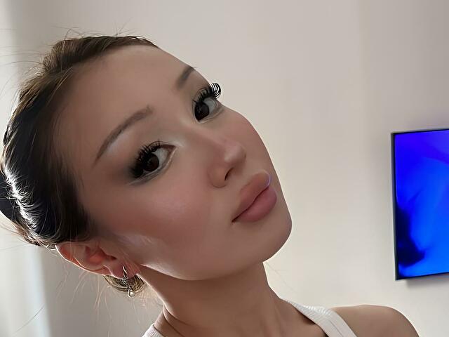 LilySweety online foto 1