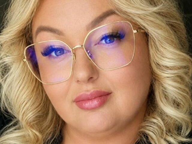 HazelSensual foto
