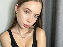 Camgirl Beatrix en live