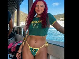 Camgirl Naaomi en live