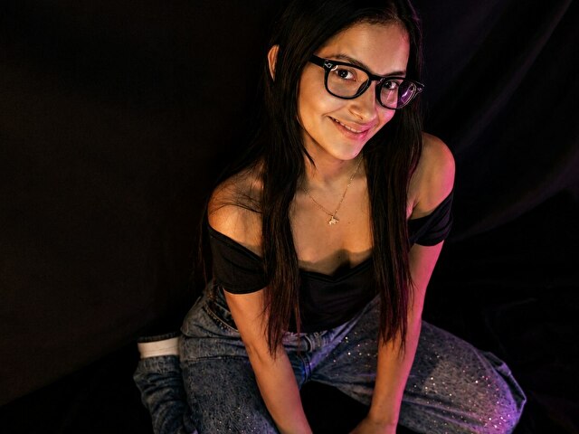 Amyjhonsonn photo 8
