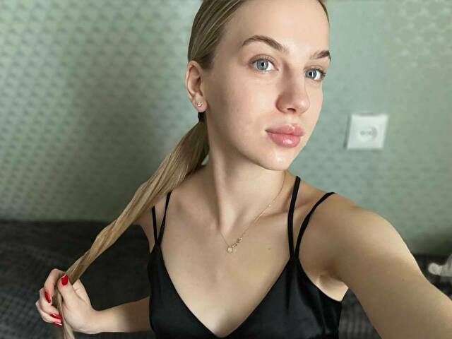 DarkKiss online foto 2
