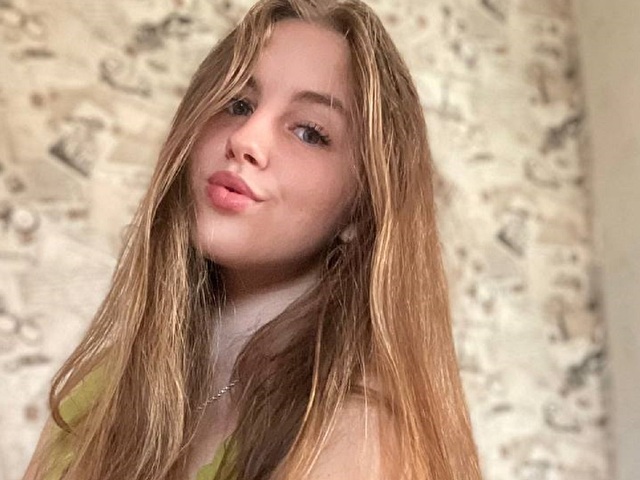  Cam Model