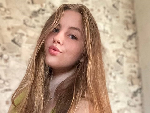  Cam Model