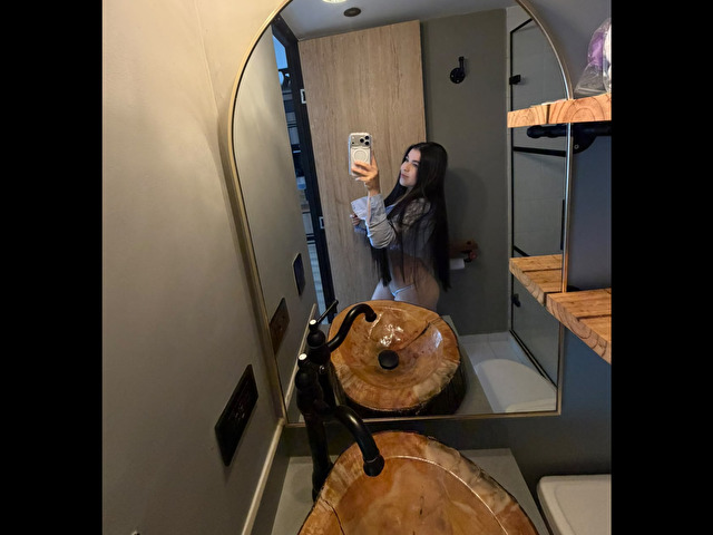 Stefanny Blowjob XXX Cams - Photo 10/15