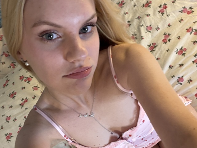 Lolamurmure Anal Livecam - Photo 13/18