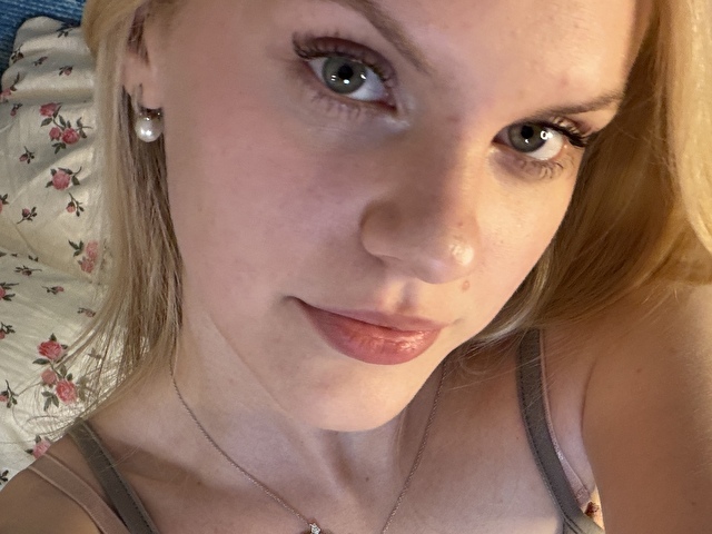 Lolamurmure Anal Livecam - Photo 16/18