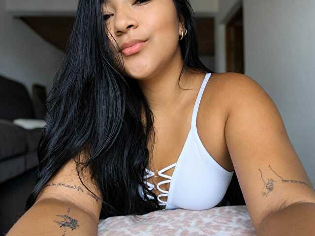 DannaZea Amateur Live Webcam