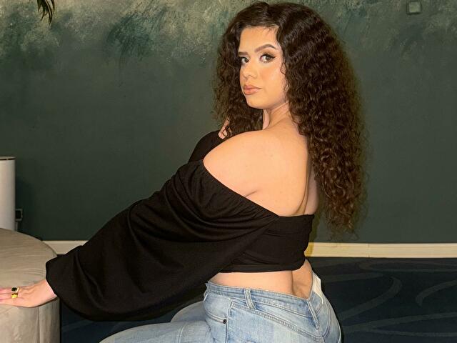 NayaBliss photo 3