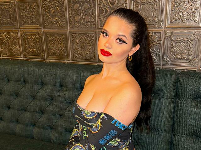 NayaBliss photo 8