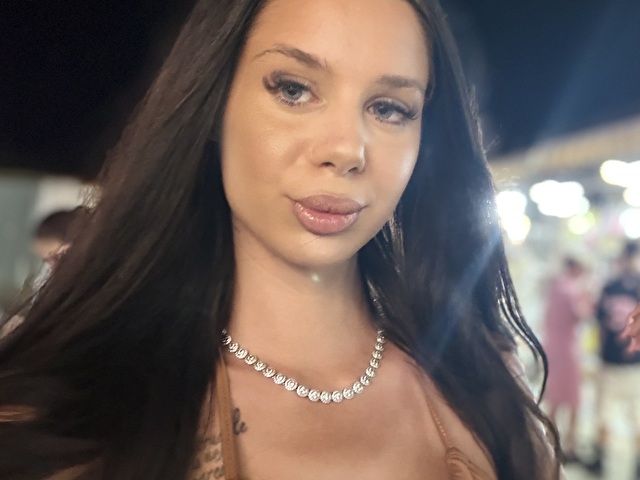 Bellasquirt3 Image Gallery