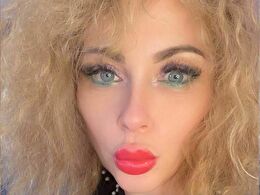 Camgirl GoldenGoddes en live