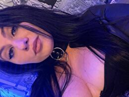 Camgirl CurvyVanilla en live