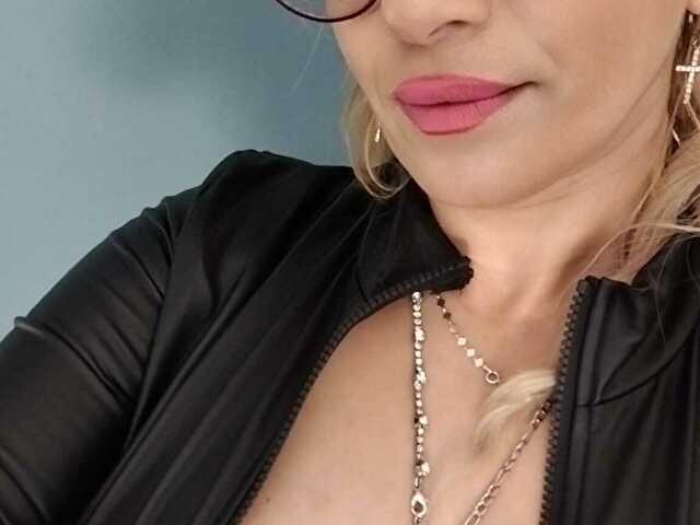 Julya666 online foto 2