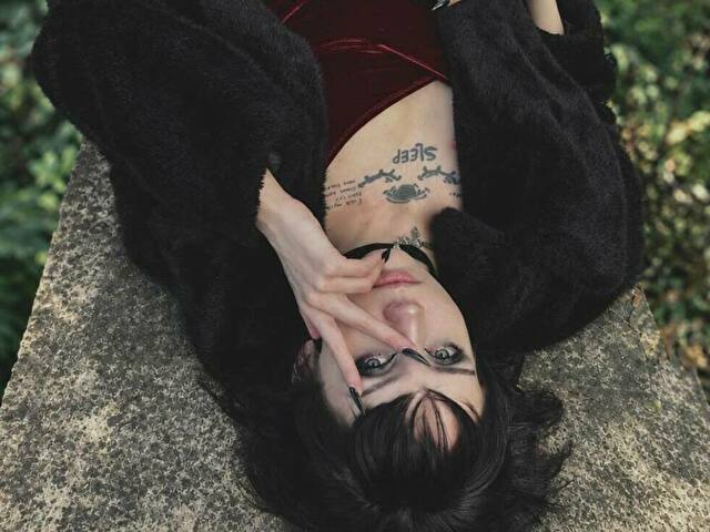 lilvamp preview 5