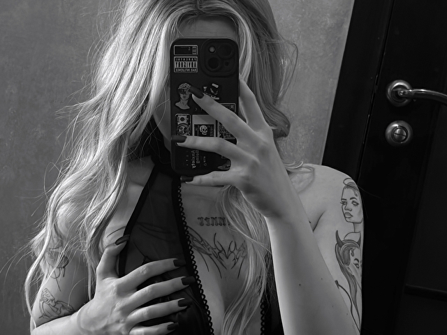 fluffyfawn webcam model
