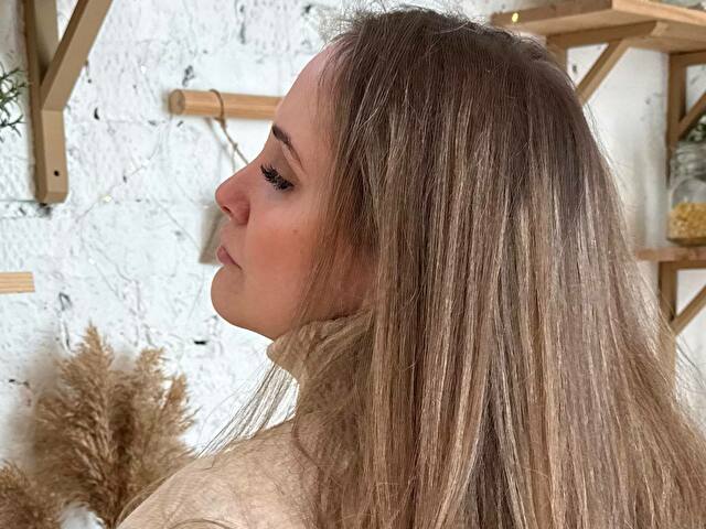 AfinaBrandt Webcam Porno Live