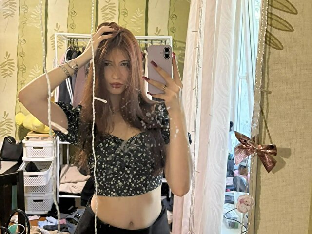 Briena Live Cam Porn