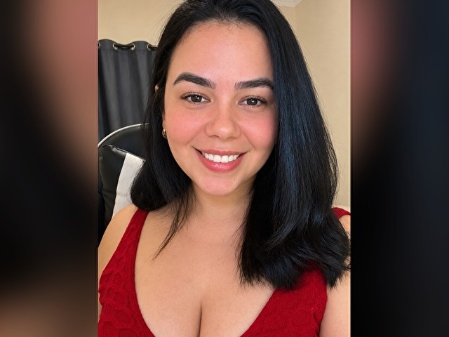 Zyah MILF Live