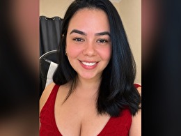 Camgirl Zyah en live