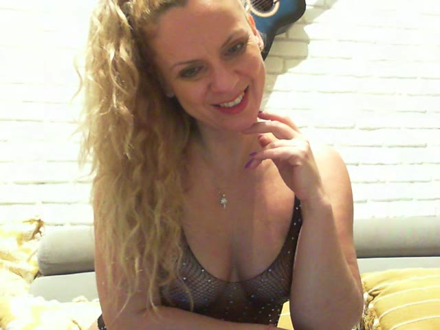 Anabelle25