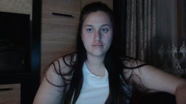 Pearl live webcam show