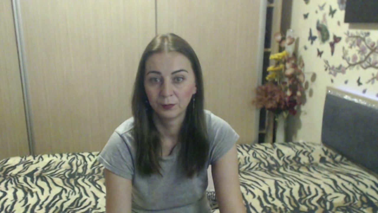 MiraSweet en sexcam live - webcam coquine et tchat gratuit