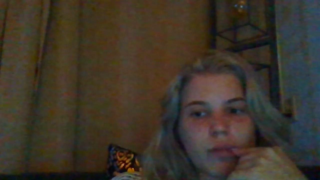 amanda28 en sexcam live - webcam coquine et tchat gratuit