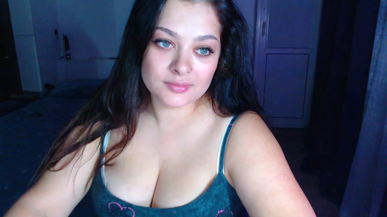 RegyneOne en sexcam live - webcam coquine et tchat gratuit