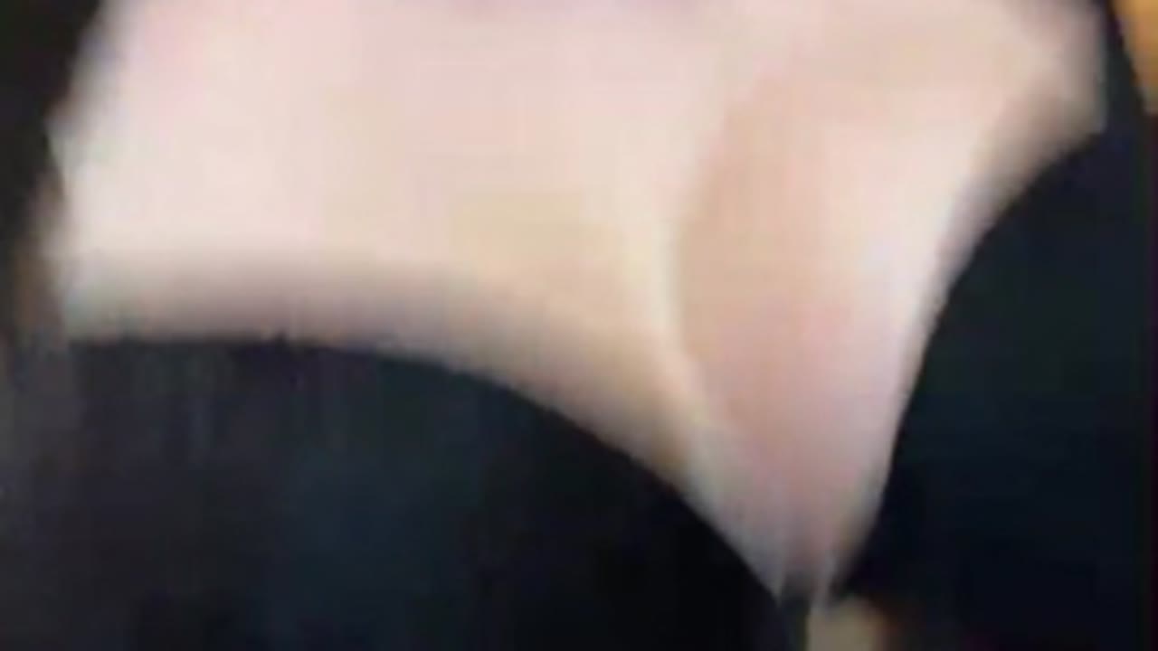 Loum23 en sexcam live - webcam coquine et tchat gratuit