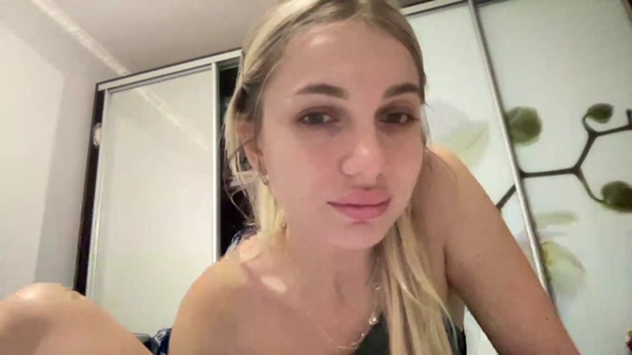 CherryBerry en sexcam live - webcam coquine et tchat gratuit