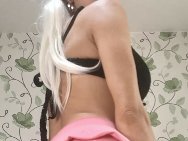 Geile webcamsex met Vyvyanne