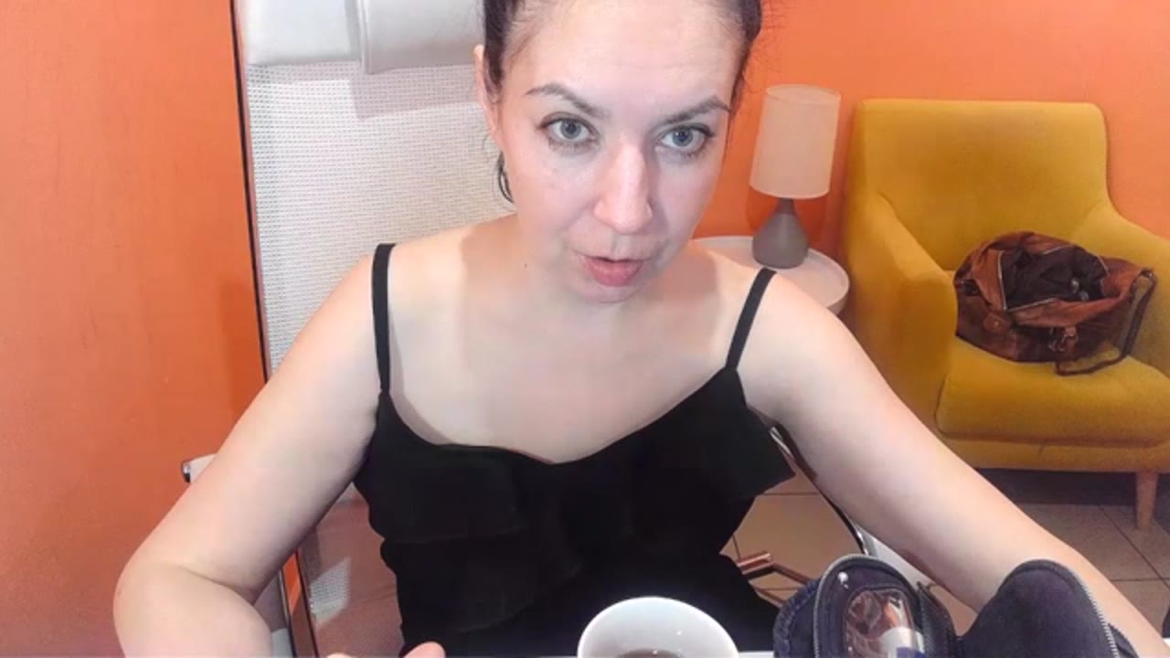 Cherrie en sexcam live - webcam coquine et tchat gratuit