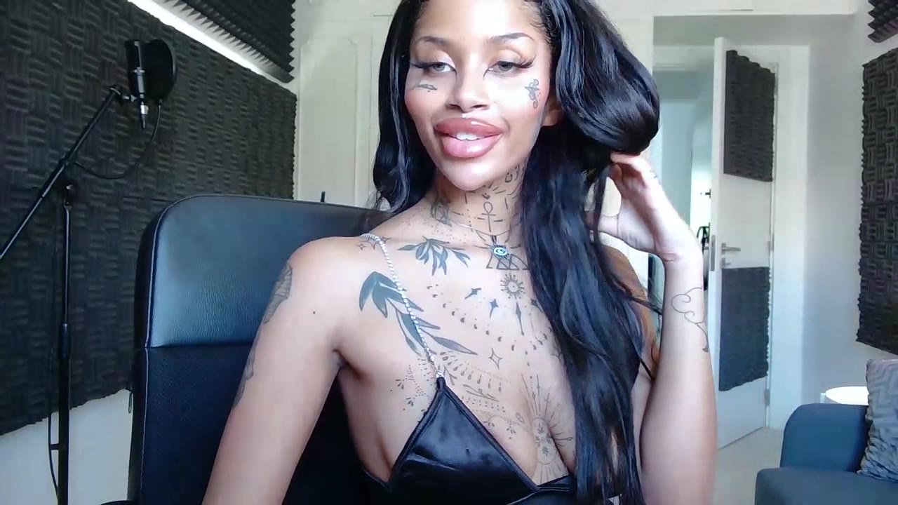 Therealcleo en sexcam live - webcam coquine et tchat gratuit