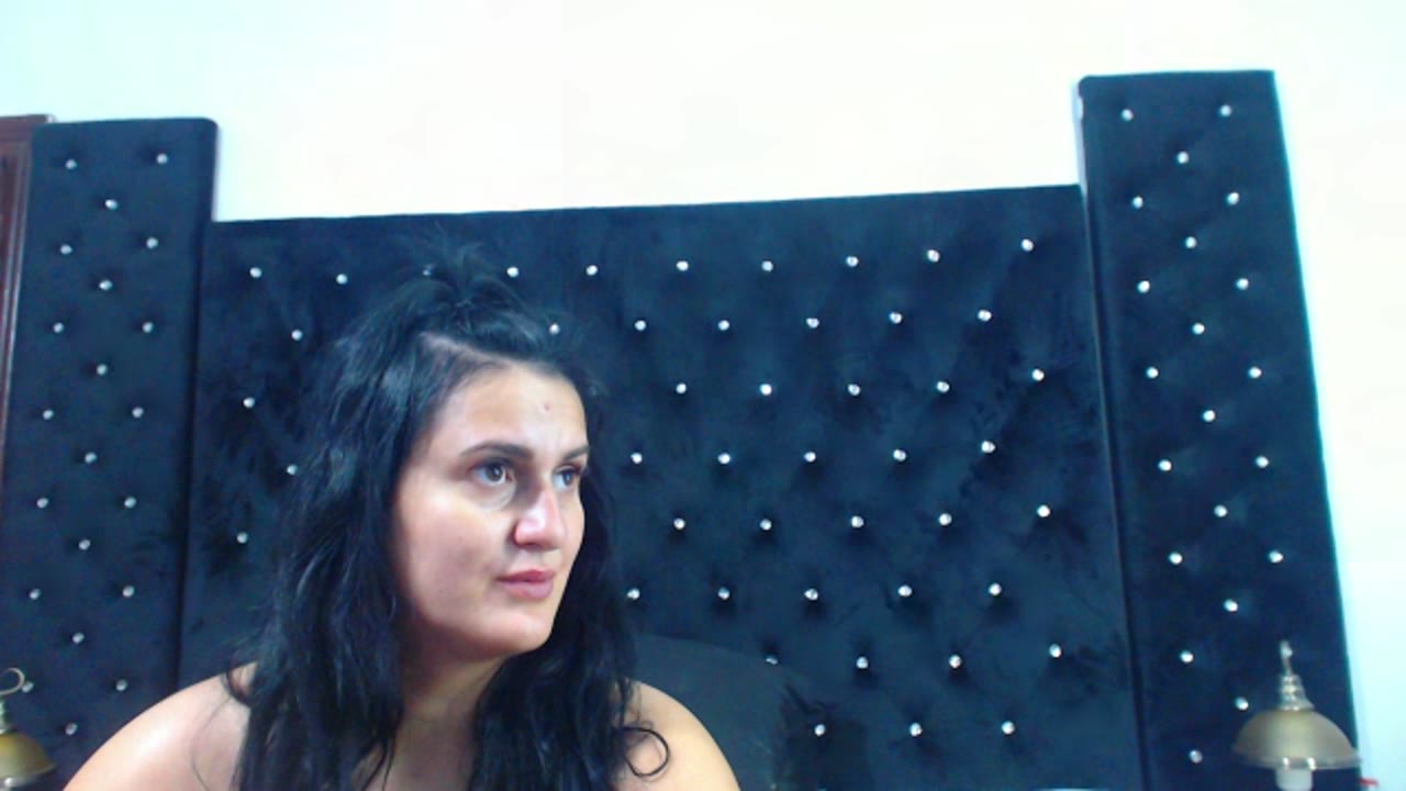 SelenaQ en sexcam live - webcam coquine et tchat gratuit