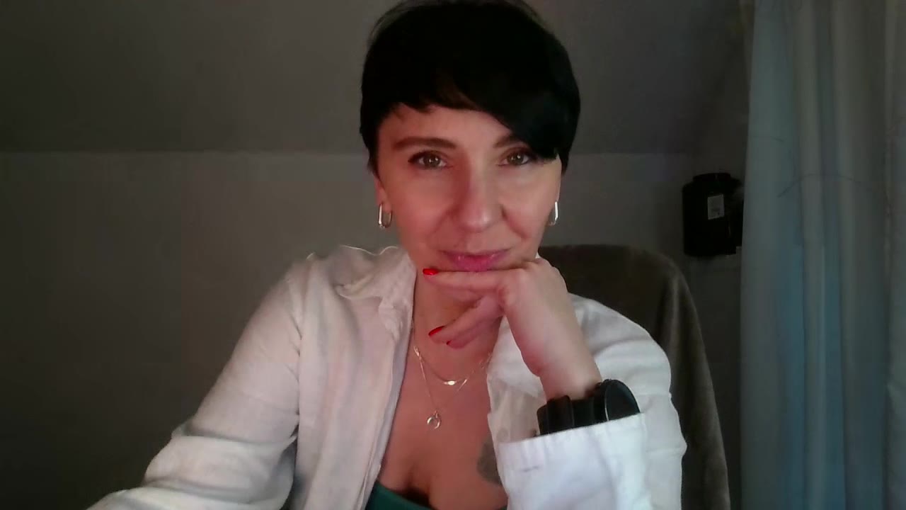 AlexaRoyss en sexcam live - webcam coquine et tchat gratuit
