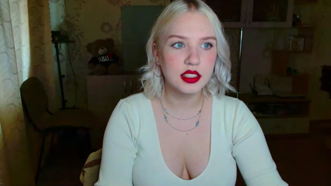 BettyMoon en sexcam live - webcam coquine et tchat gratuit