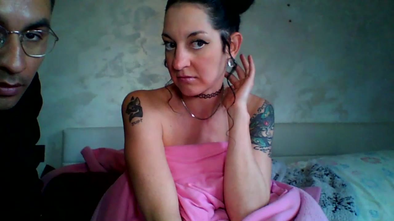 cry en sexcam live - webcam coquine et tchat gratuit