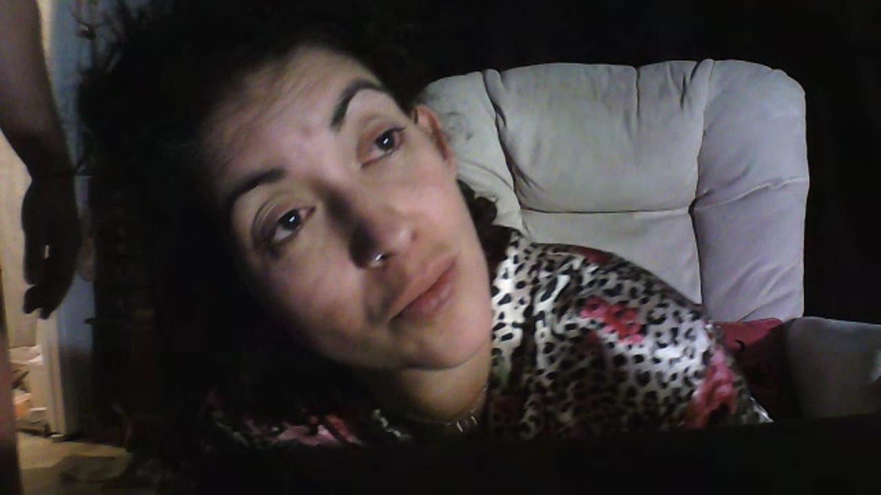 Inara en sexcam live - webcam coquine et tchat gratuit