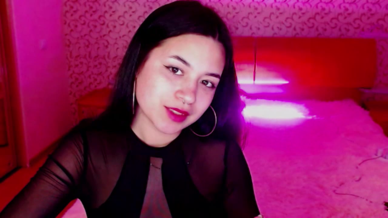 TaminaMoore en sexcam live - webcam coquine et tchat gratuit