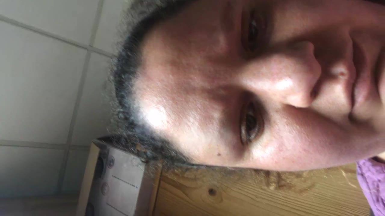 Loulou2602 en sexcam live - webcam coquine et tchat gratuit