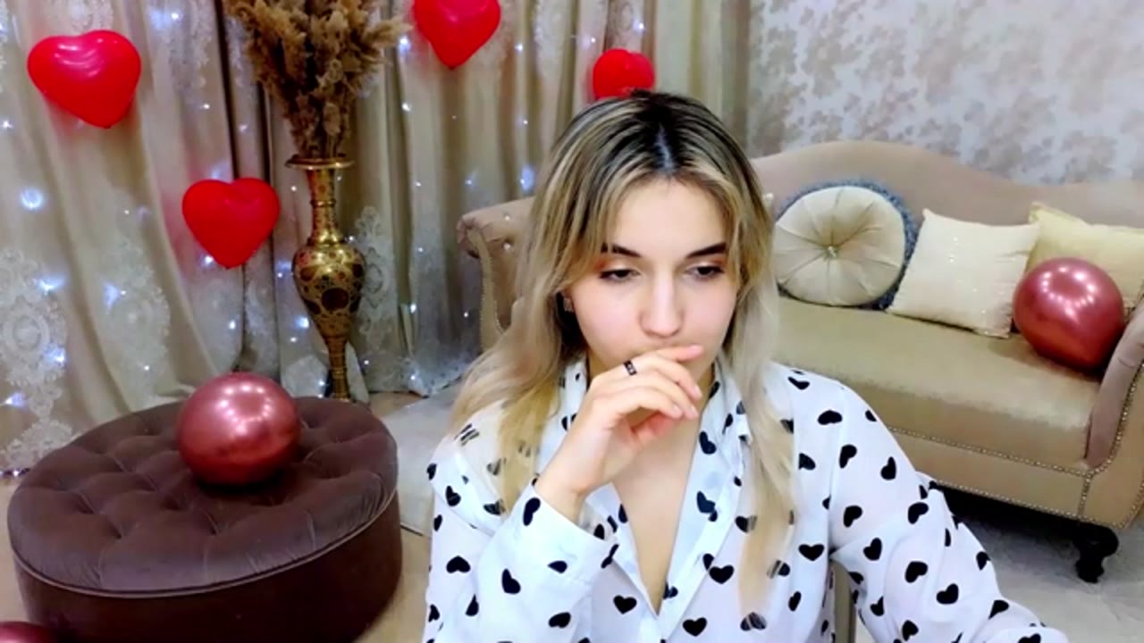 SlyFoxx en sexcam live - webcam coquine et tchat gratuit