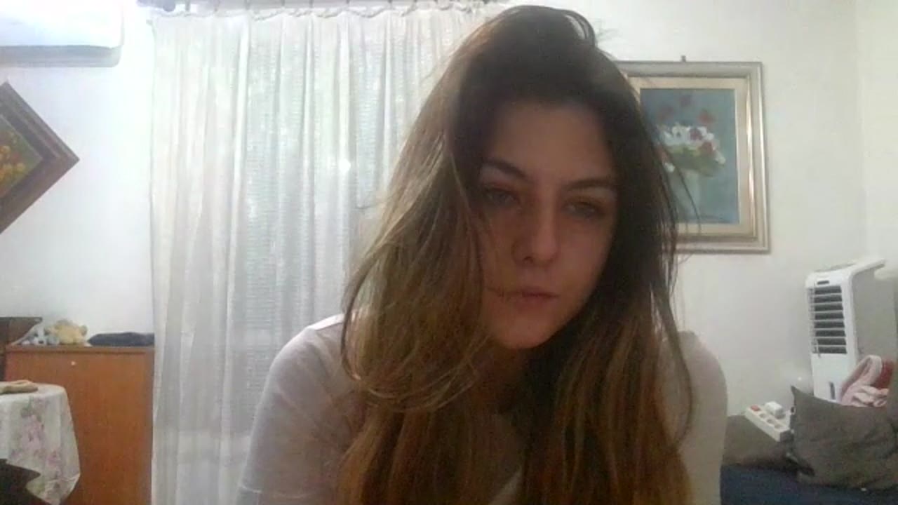 Loveli7 en sexcam live - webcam coquine et tchat gratuit