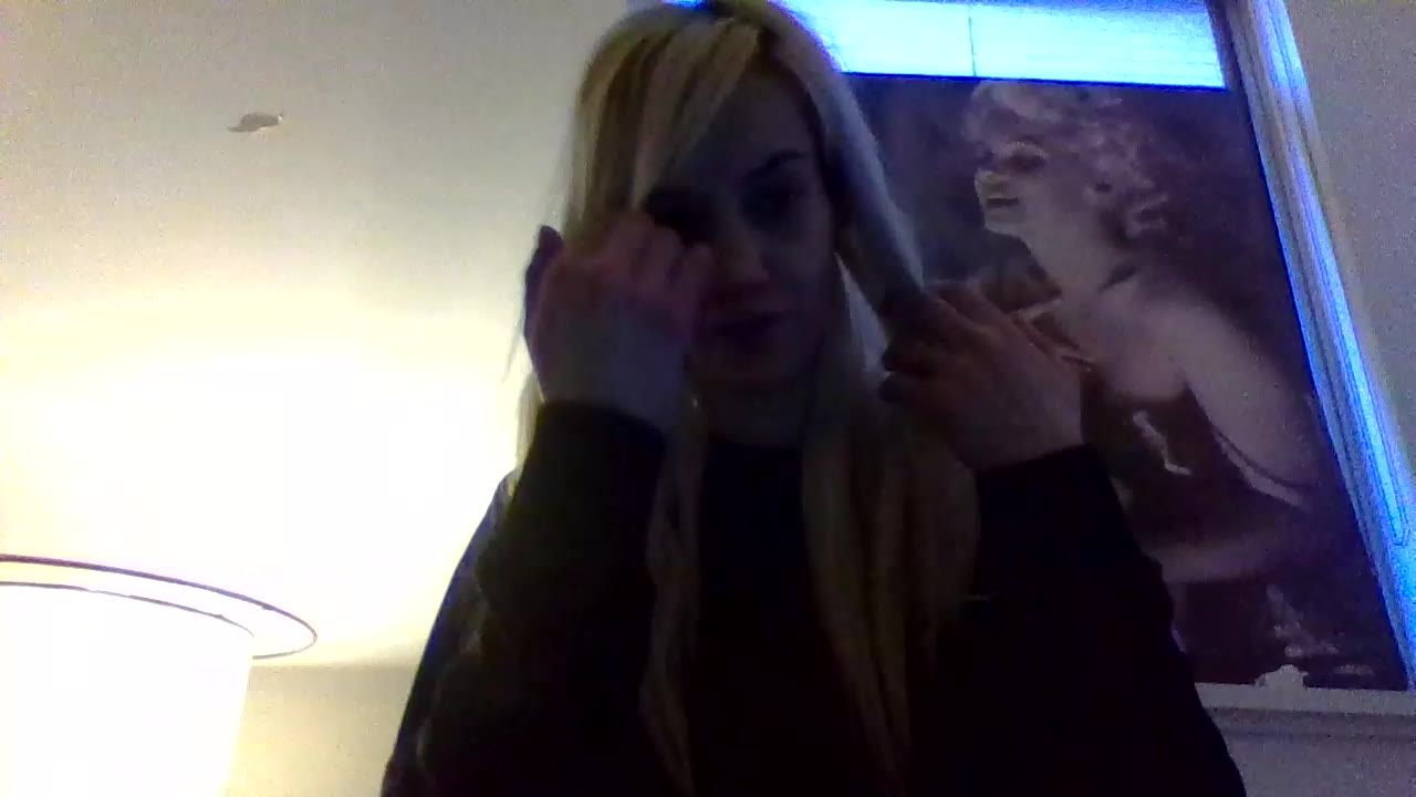 Khloestahr en sexcam live - webcam coquine et tchat gratuit