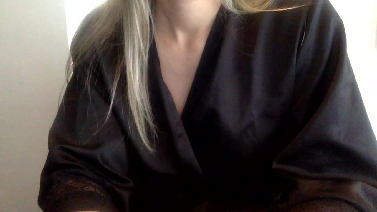 Kyraa en sexcam live - webcam coquine et tchat gratuit
