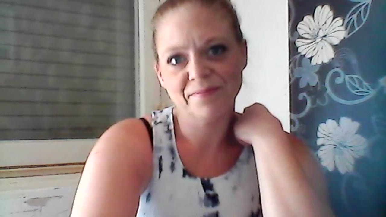 Stella1986 en sexcam live - webcam coquine et tchat gratuit