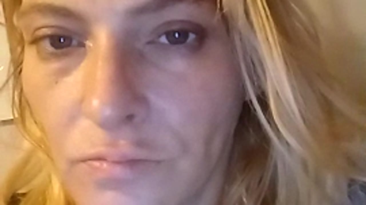 QueenB en sexcam live - webcam coquine et tchat gratuit