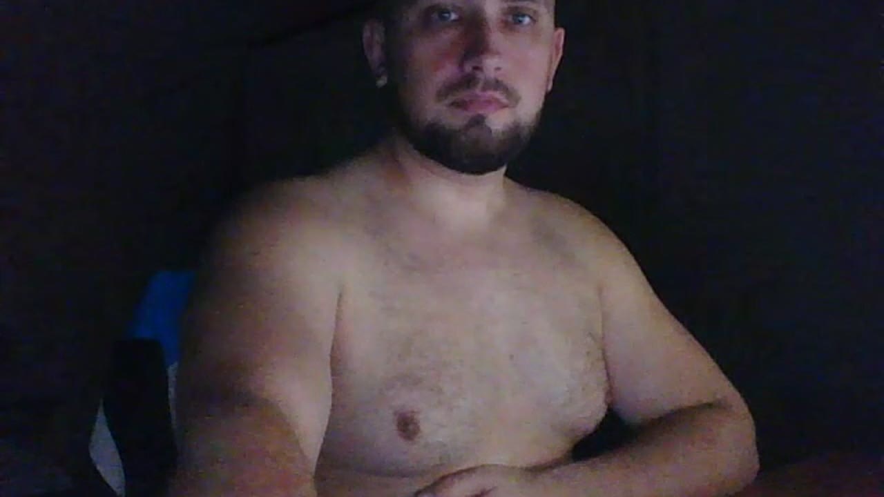 Zevs en sexcam live - webcam coquine et tchat gratuit